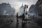 12012018_FRANCE-YellowVests159