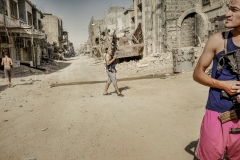 MOSUL, IRAQ- JULY, 2017: The old city of Mosul is emptied destroyed and occupied by Young soldiers of the Iraqi Army bored.5Picture by Veronique de Viguerie/Reportage by Getty Images)