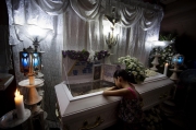 MANILA, PHILIPPINES - OCT, 2016: Kheila 7th is grieving her dad, Flor John. Flor John (34), drug user, was executed by some apparent policemen at his house on the 19th of October. He was the father of three and married with Rita Cruz.  (Picture by Veronique de Viguerie/ Reportage by Getty Images).